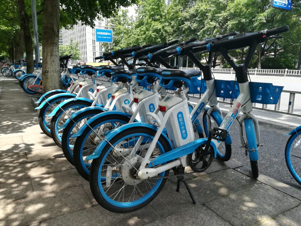 中国のシェア自転車の写真